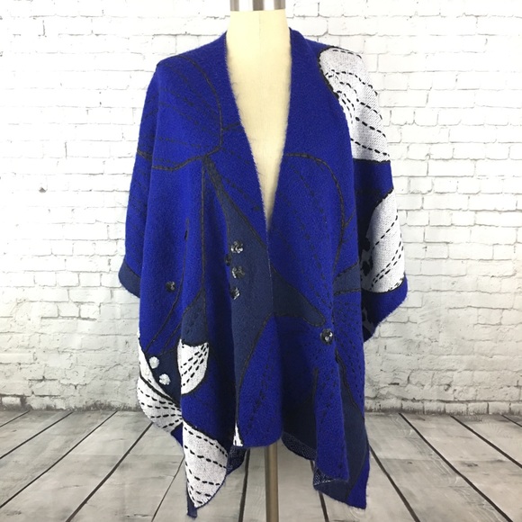Chico's Sweaters - Chico’s kimono mohair blend cape poncho artsy boho